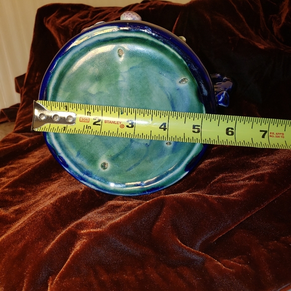 Majolica Blue Pitcher with Strawberries - Picture 7 of 8